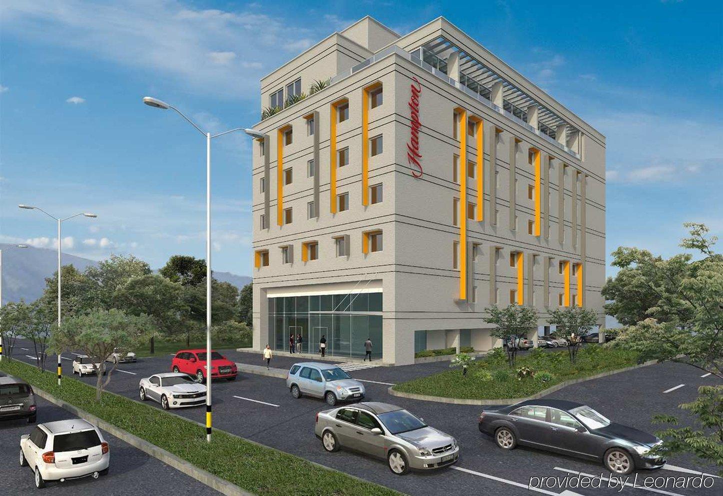 Hampton By Hilton Yopal Hotell Exteriör bild